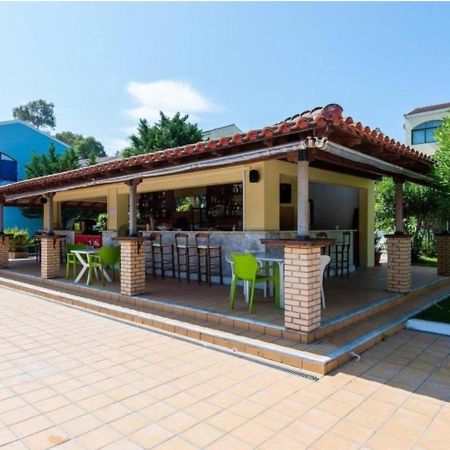 Govino Bay Luxury Beach Loft Apartment Danilia Dış mekan fotoğraf