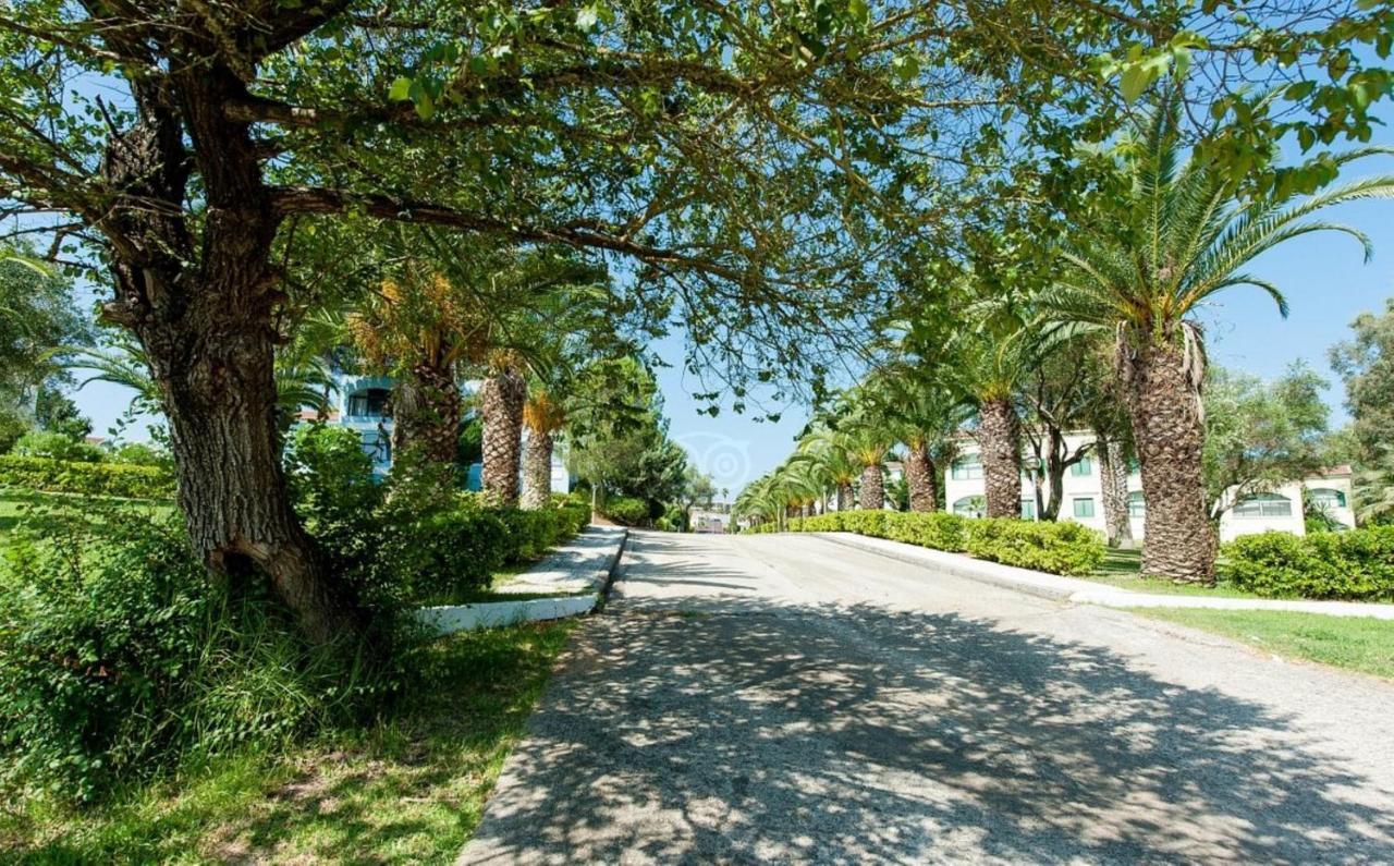 Govino Bay Luxury Beach Loft Apartment Danilia Dış mekan fotoğraf