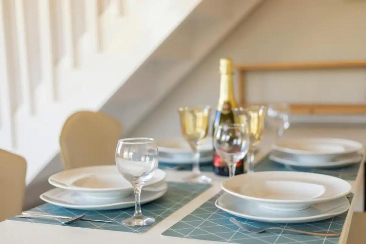 Govino Bay Luxury Beach Loft Apartment Danilia Dış mekan fotoğraf