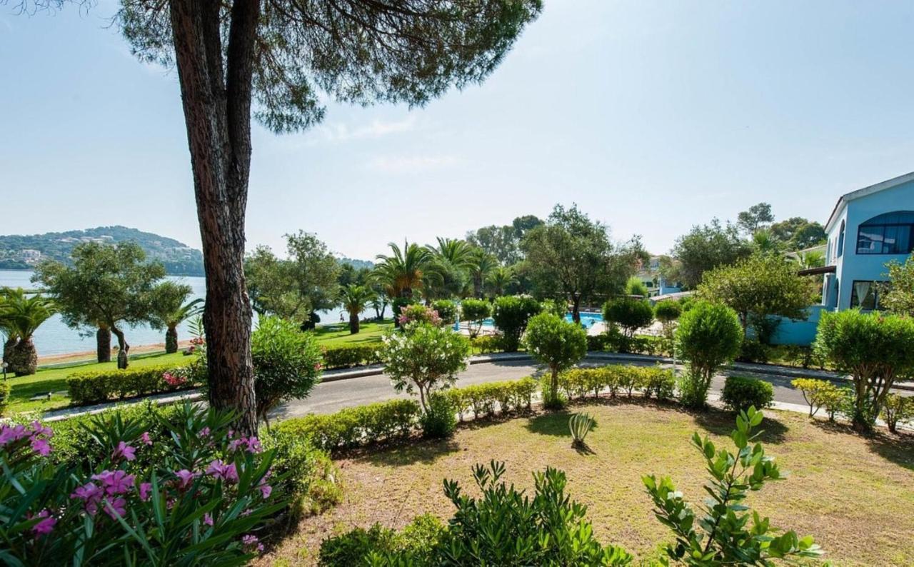 Govino Bay Luxury Beach Loft Apartment Danilia Dış mekan fotoğraf