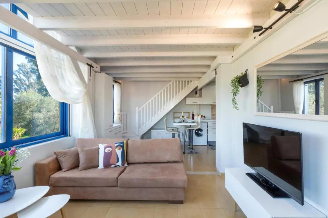Govino Bay Luxury Beach Loft Apartment Danilia Dış mekan fotoğraf