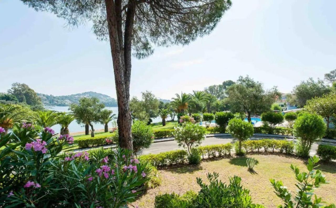 Govino Bay Luxury Beach Loft Apartment Danilia Dış mekan fotoğraf