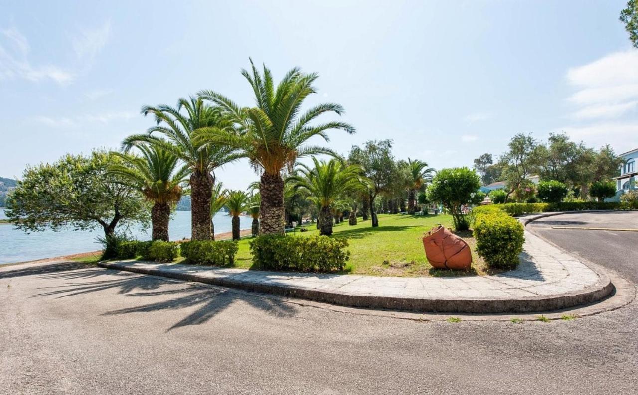 Govino Bay Luxury Beach Loft Apartment Danilia Dış mekan fotoğraf