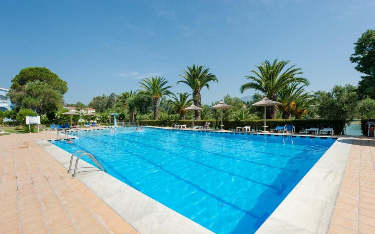 Govino Bay Luxury Beach Loft Apartment Danilia Dış mekan fotoğraf