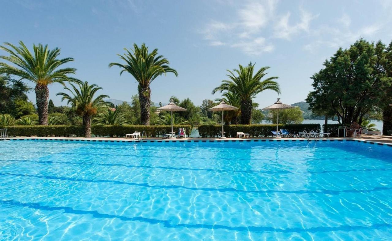 Govino Bay Luxury Beach Loft Apartment Danilia Dış mekan fotoğraf