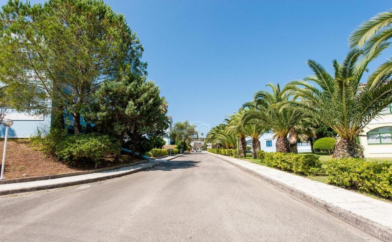 Govino Bay Luxury Beach Loft Apartment Danilia Dış mekan fotoğraf